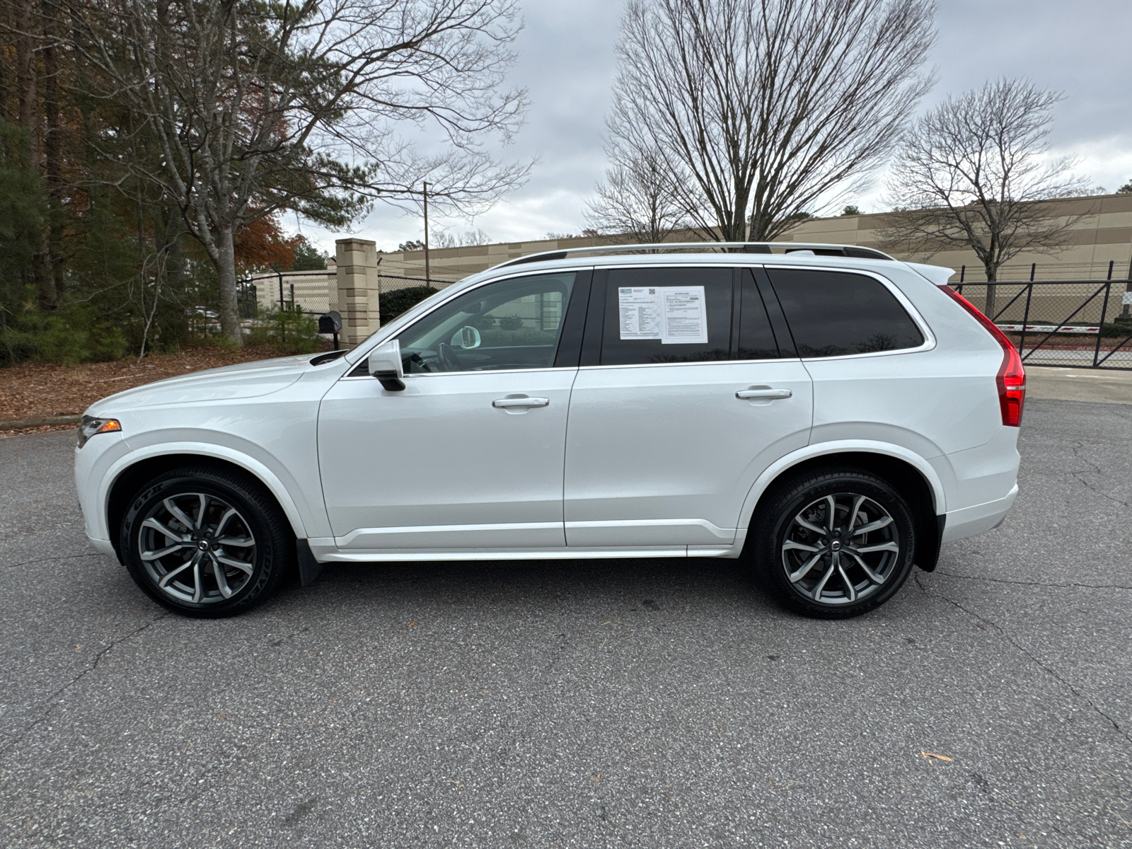 2019 Volvo XC90 T6 Momentum 4