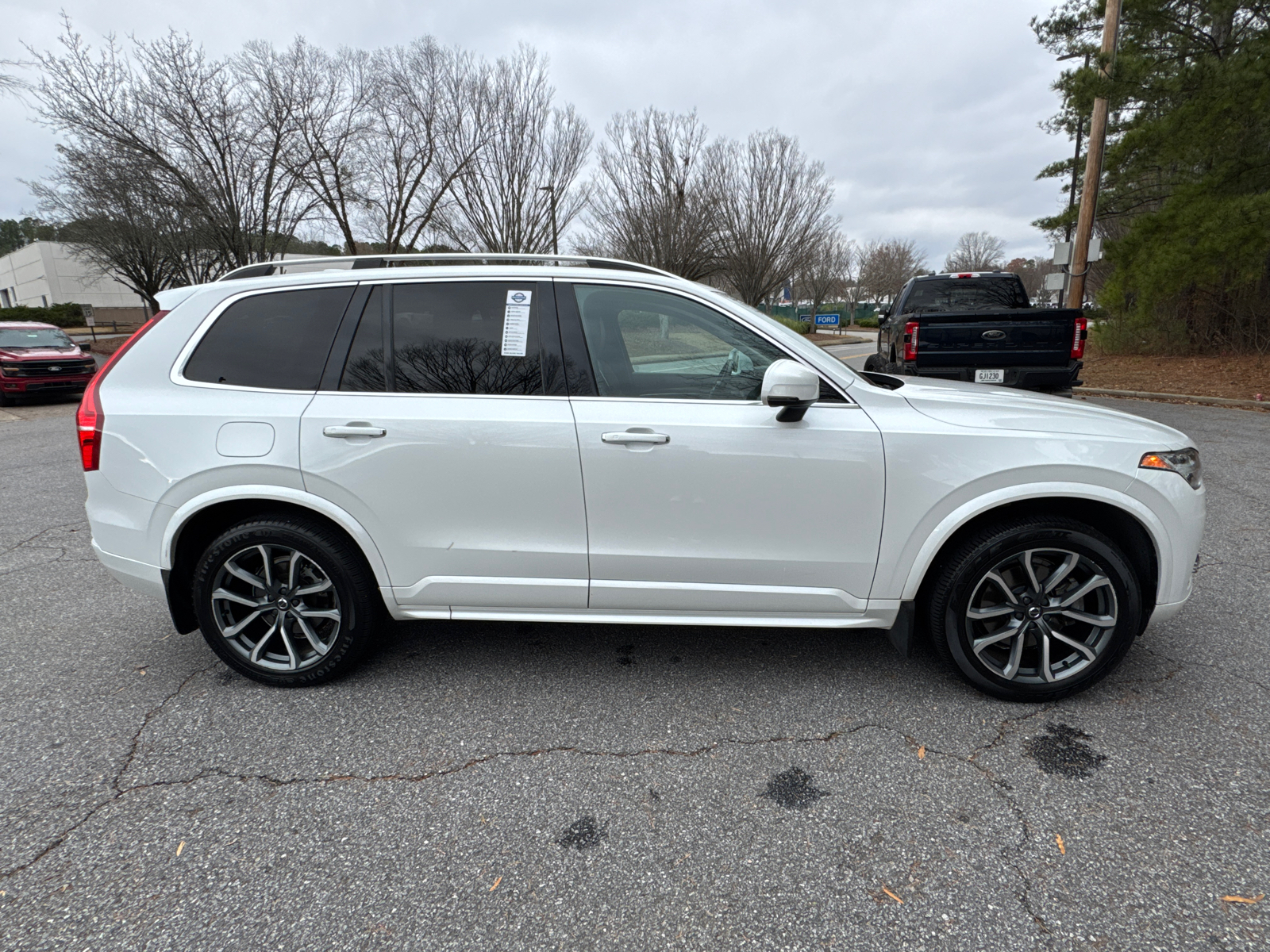 2019 Volvo XC90 T6 Momentum 8