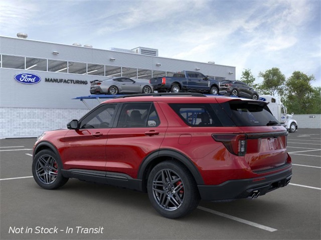 2025 Ford Explorer ST 4