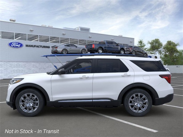 2025 Ford Explorer Active 3