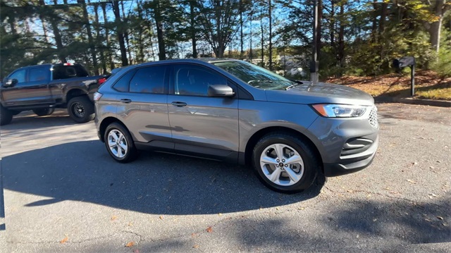 2023 Ford Edge SE 2