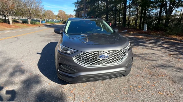 2023 Ford Edge SE 3