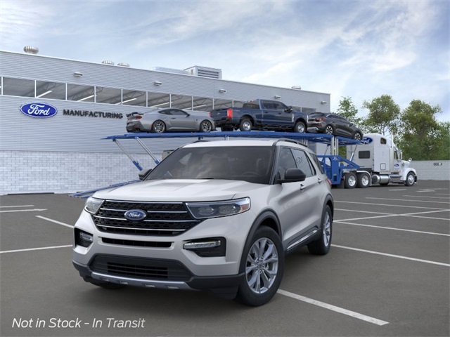 2024 Ford Explorer XLT 2