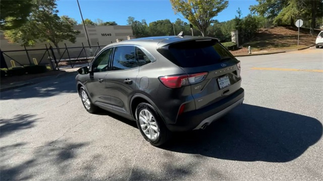 2020 Ford Escape SE 2