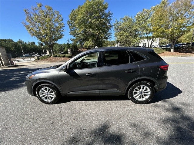 2020 Ford Escape SE 14