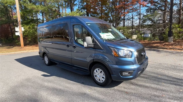 2024 Ford Transit Passenger Van Medium Roof XLT 2