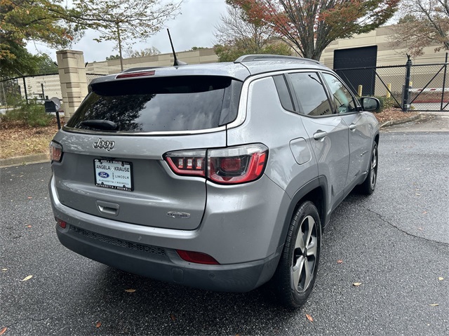 2018 Jeep Compass Latitude 11