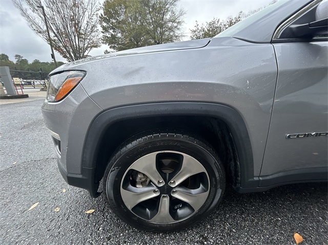 2018 Jeep Compass Latitude 19