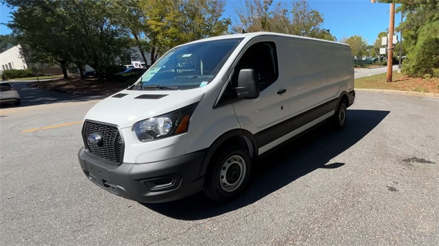 2024 Ford Transit Low Roof 250 LWB 3