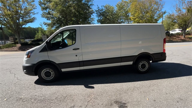 2024 Ford Transit Low Roof 250 LWB 4