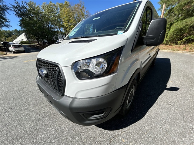 2024 Ford Transit Low Roof 250 LWB 17