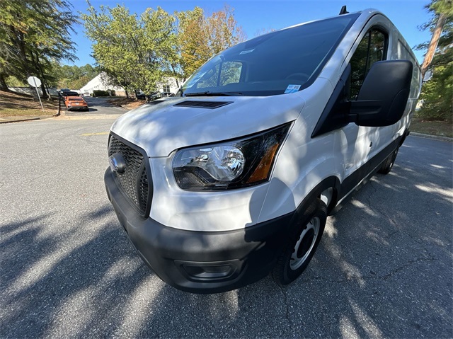 2024 Ford Transit Low Roof 250 LWB 17