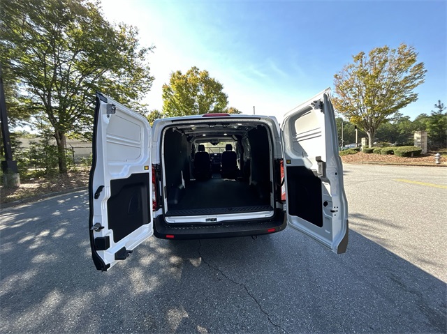 2024 Ford Transit Low Roof 250 LWB 40