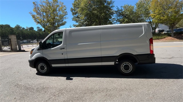 2024 Ford Transit Low Roof 250 LWB 4