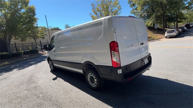 2024 Ford Transit Low Roof 250 LWB 5