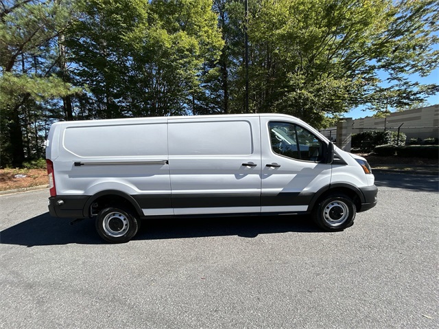 2024 Ford Transit Low Roof 250 LWB 10