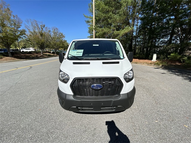 2024 Ford Transit Low Roof 250 LWB 16