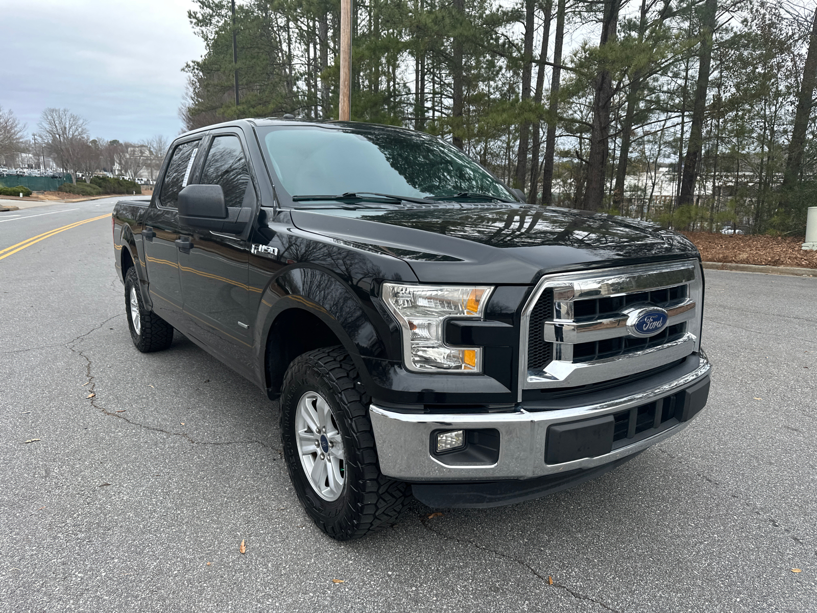 2016 Ford F-150 XLT 1