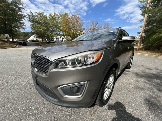 2017 Kia Sorento LX 17