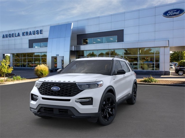 2024 Ford Explorer ST-Line 2