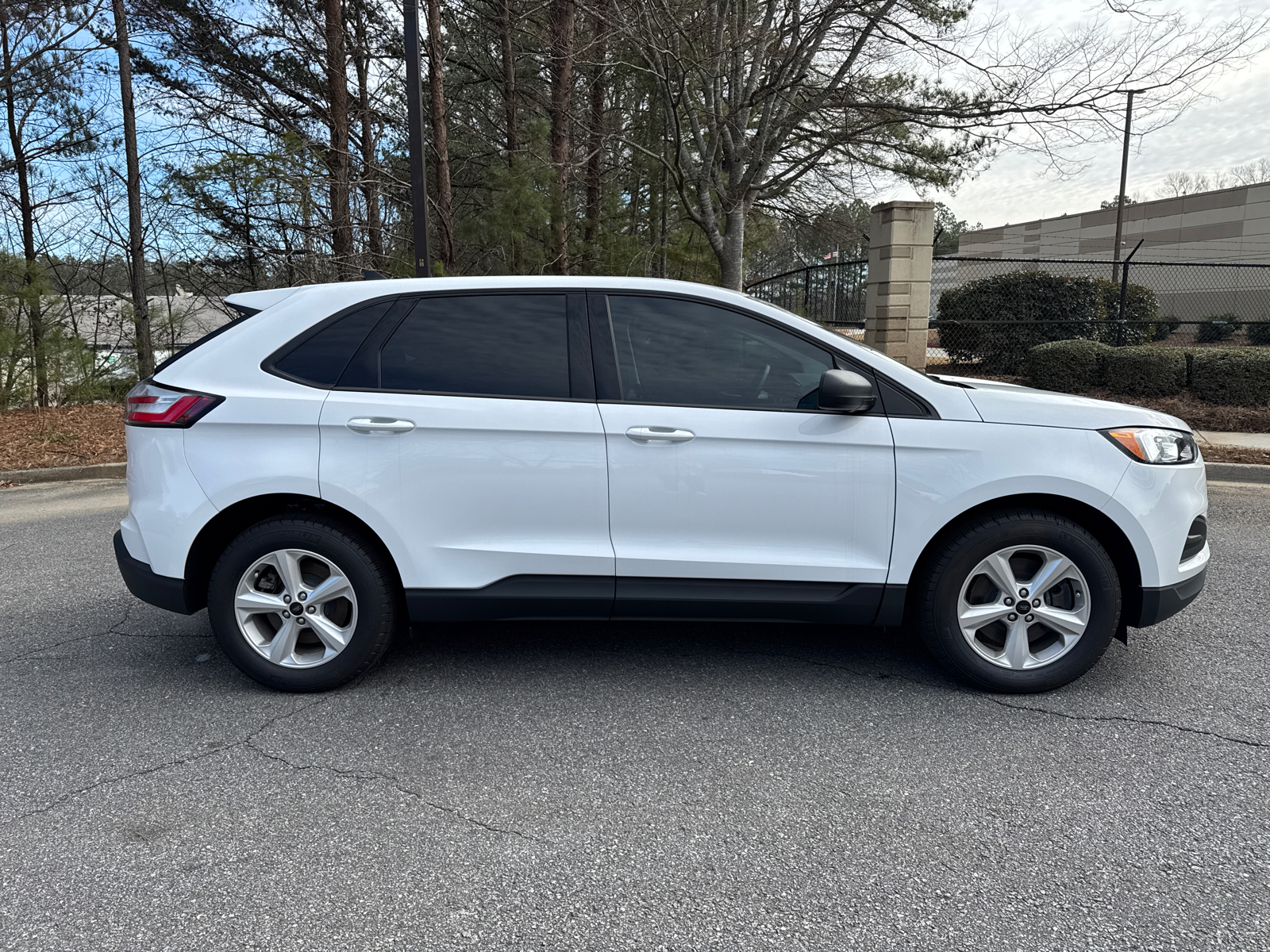 2023 Ford Edge SE 8