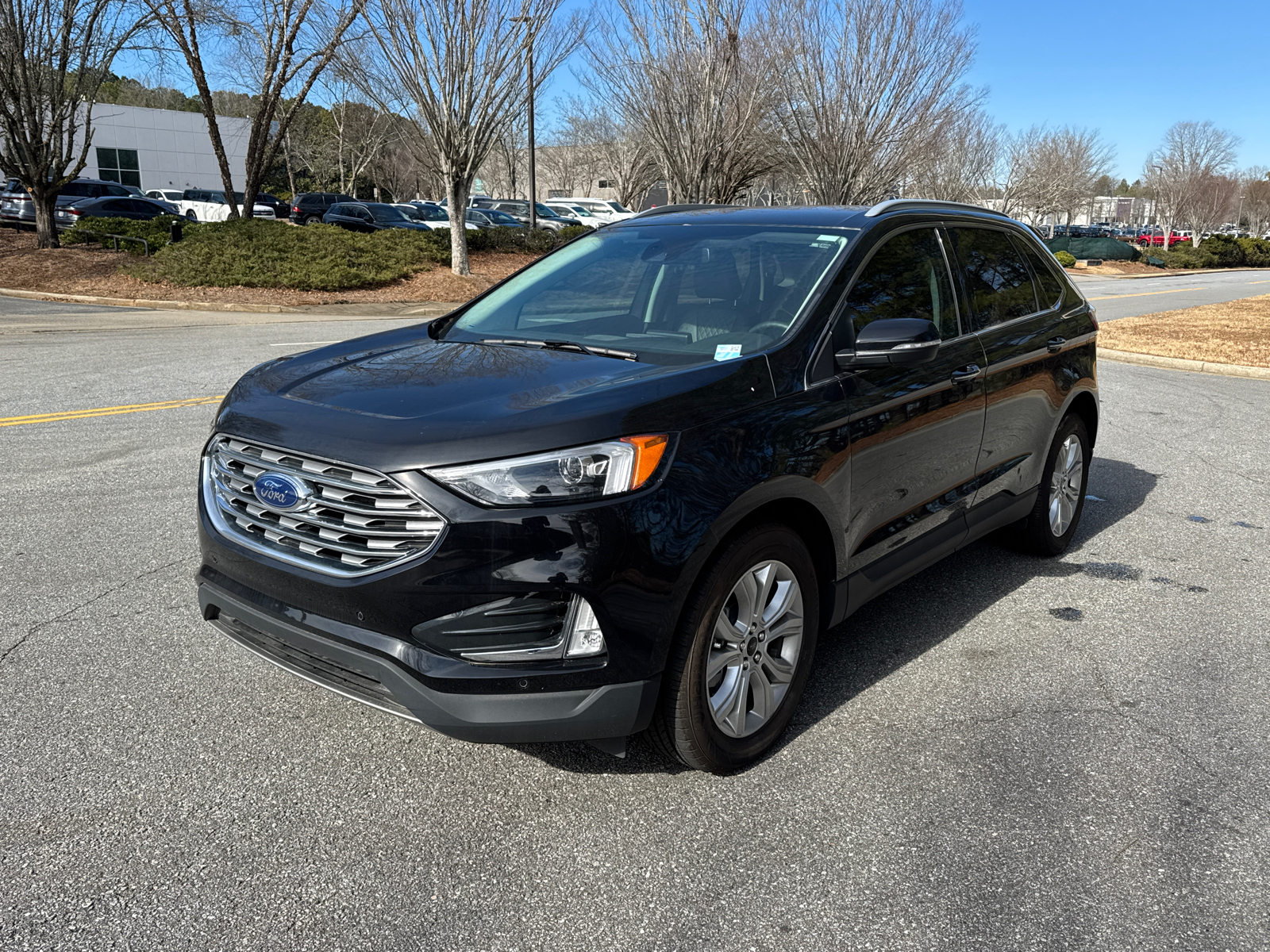 2023 Ford Edge Titanium 3