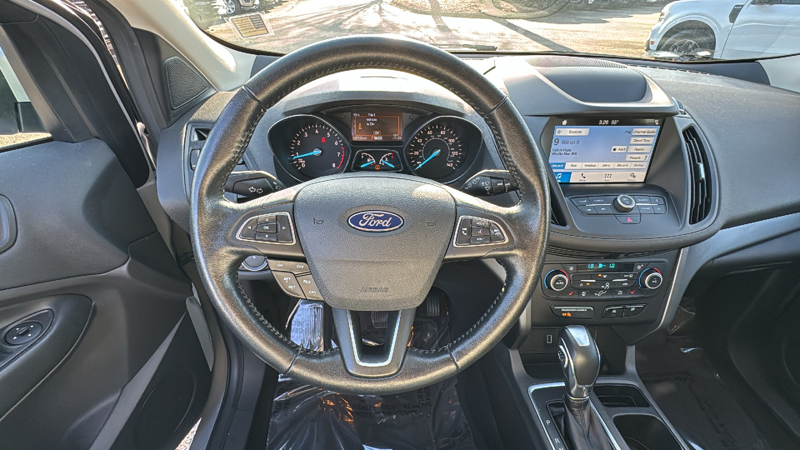 2019 Ford Escape SEL 23