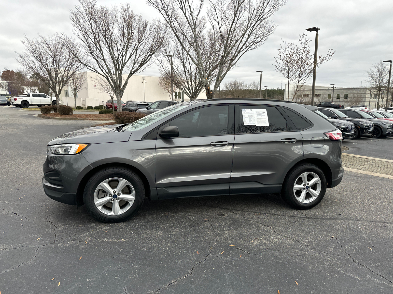 2021 Ford Edge SE 4