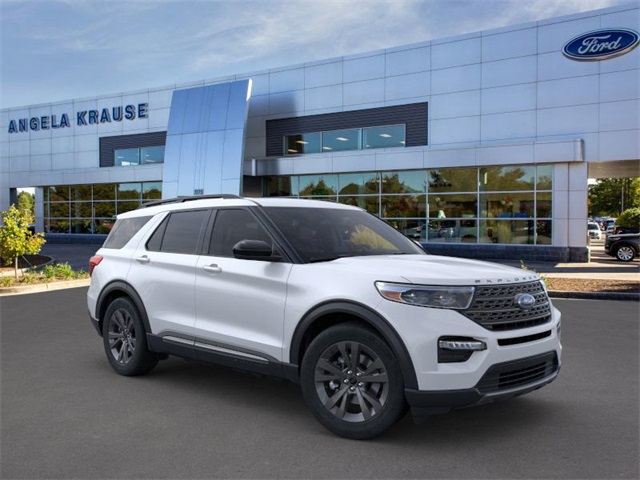 2023 Ford Explorer XLT 7