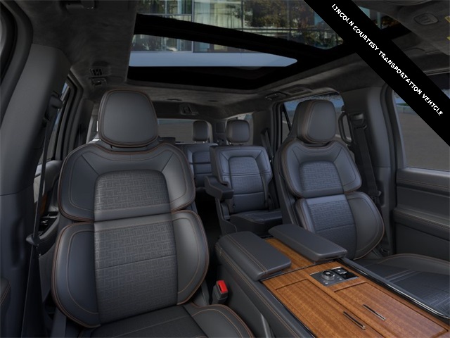 2024 Lincoln Navigator Black Label 10