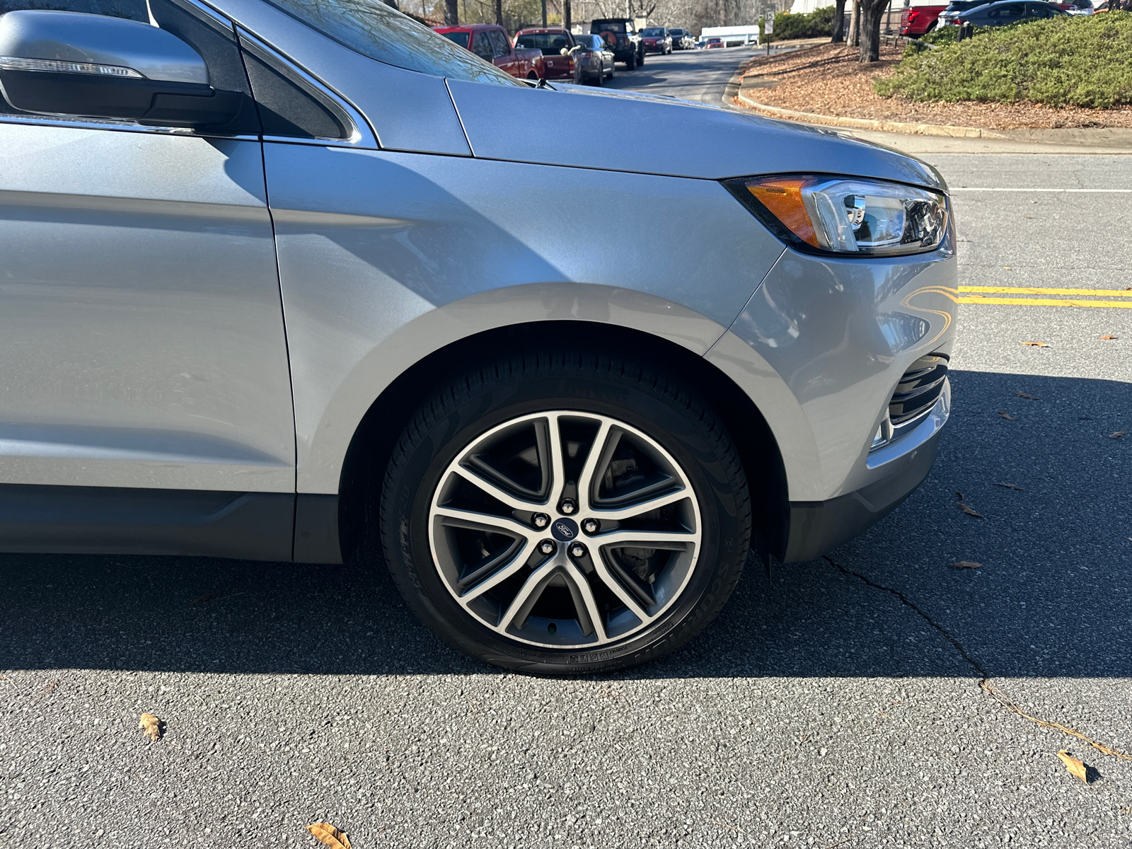 2021 Ford Edge Titanium 12