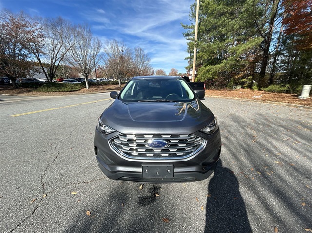 2021 Ford Edge SE 16