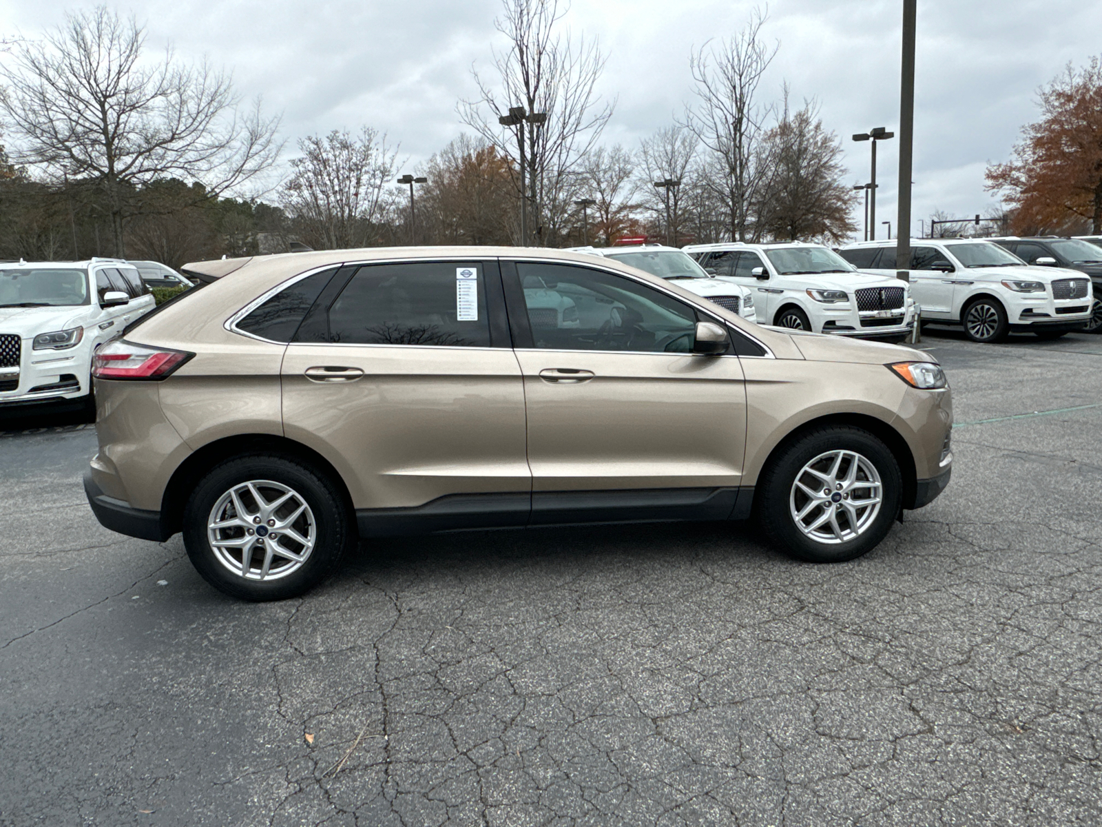 2021 Ford Edge SEL 8