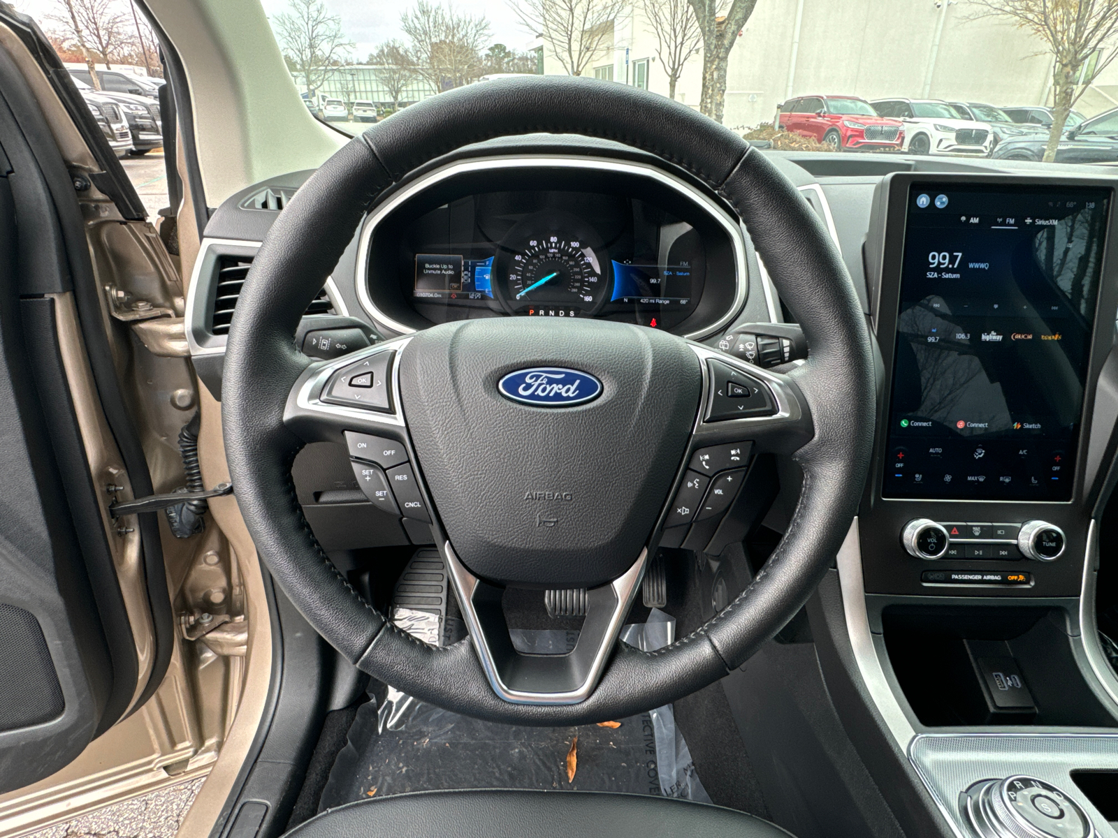 2021 Ford Edge SEL 24