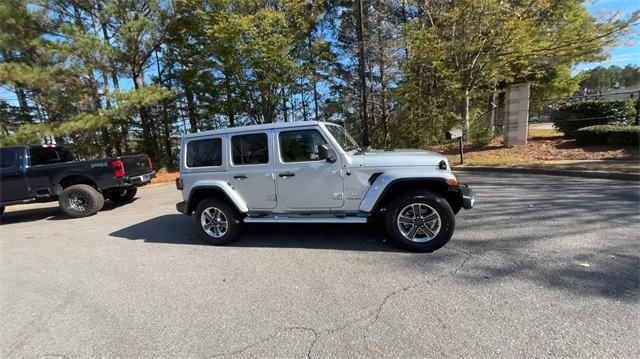 2023 Jeep Wrangler Sahara 9