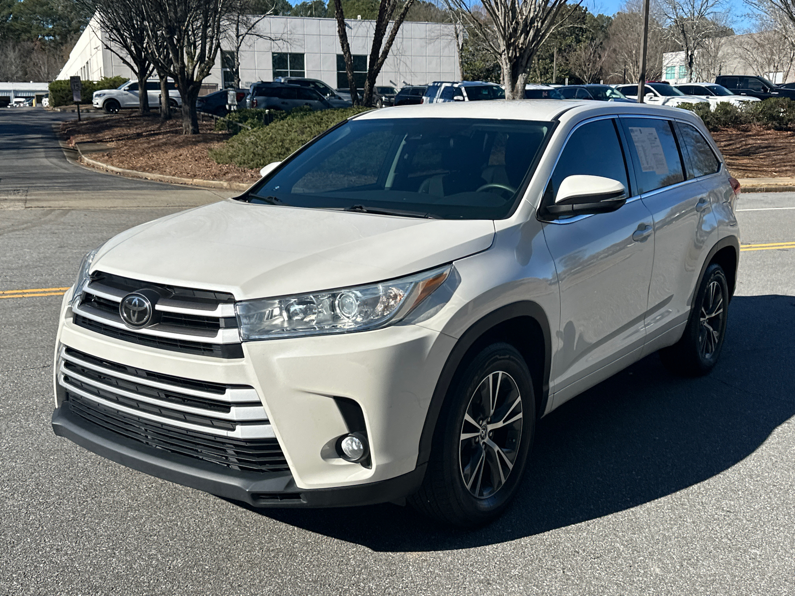 2018 Toyota Highlander LE Plus 3