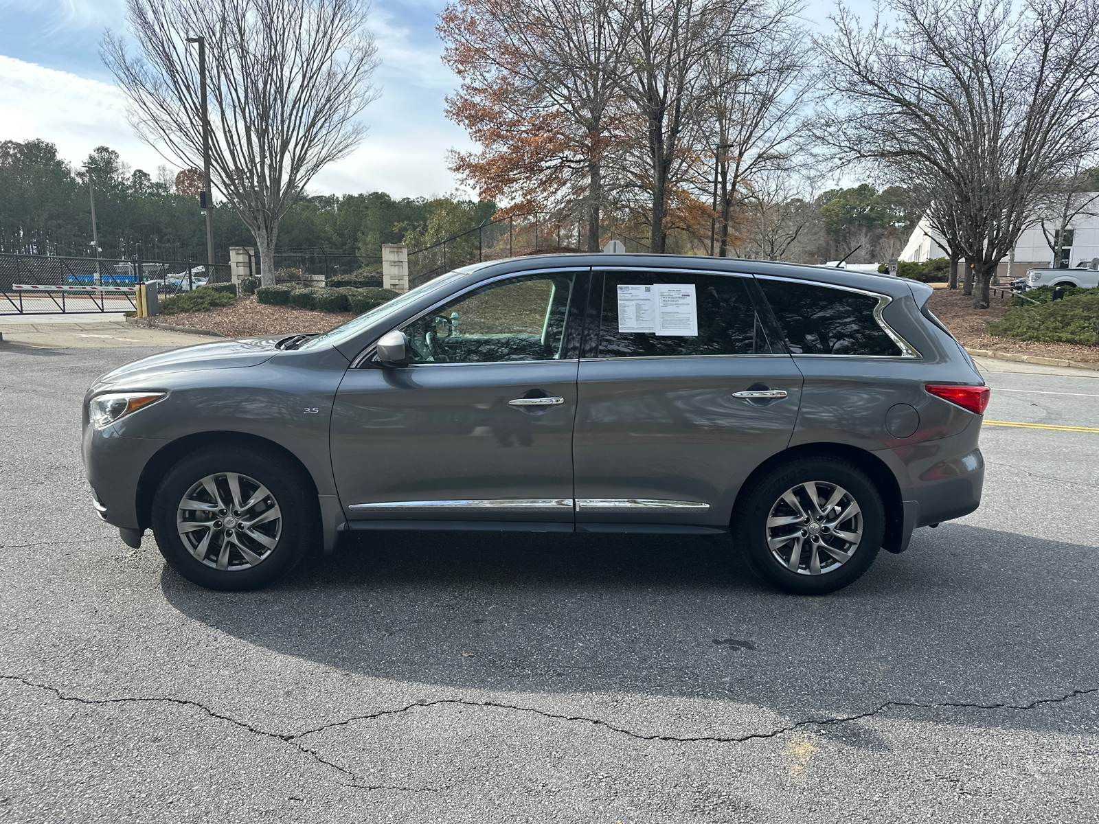 2015 INFINITI QX60 Base 4