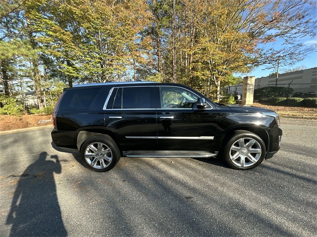 2017 Cadillac Escalade Luxury 10