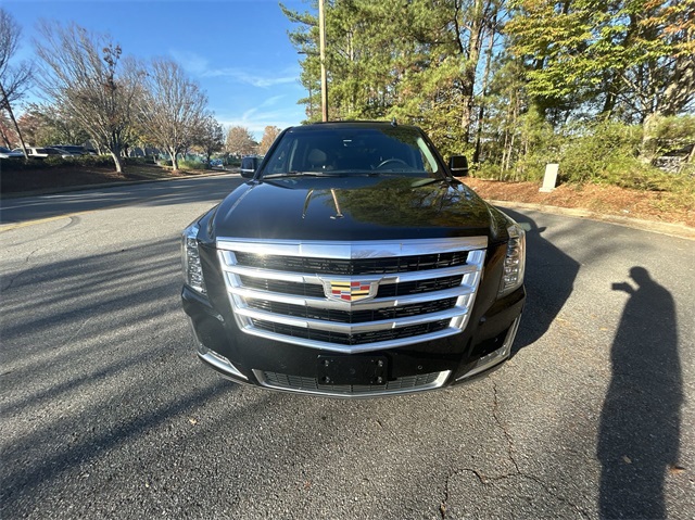 2017 Cadillac Escalade Luxury 16