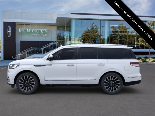 2024 Lincoln Navigator Black Label 3