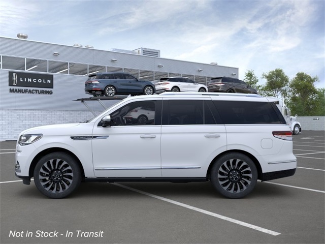 2024 Lincoln Navigator Black Label 3