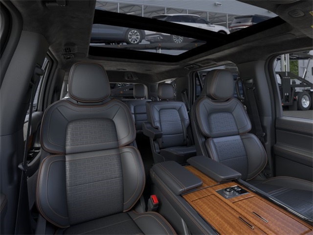 2024 Lincoln Navigator Black Label 10