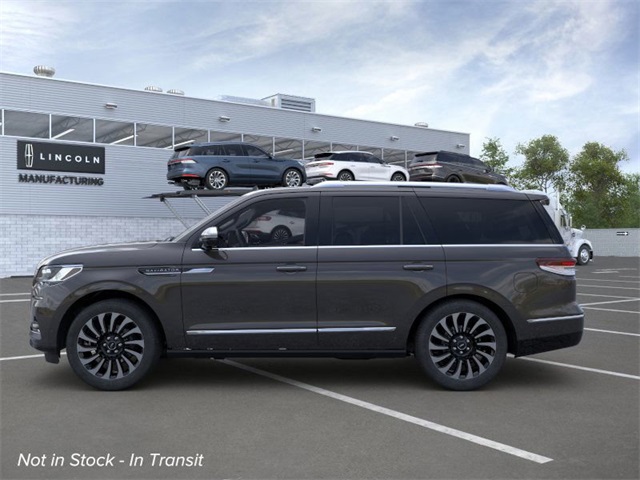 2024 Lincoln Navigator Black Label 3