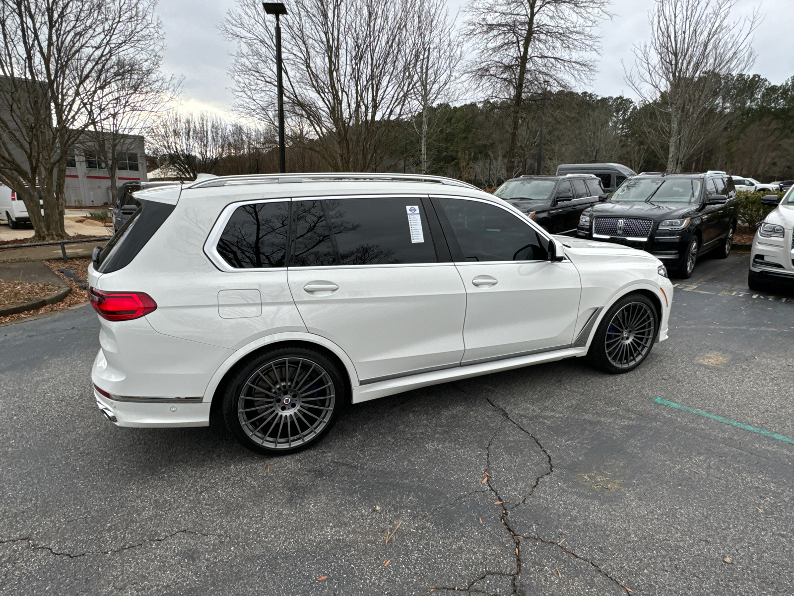 2021 BMW X7 ALPINA XB7 8