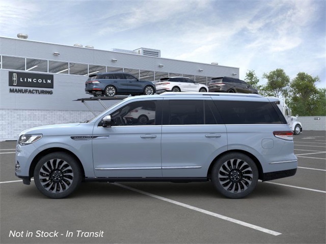 2024 Lincoln Navigator Black Label 3