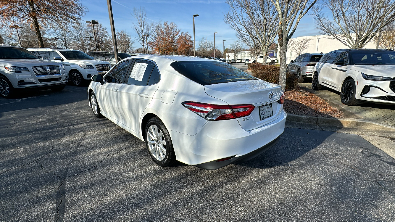 2018 Toyota Camry LE 4