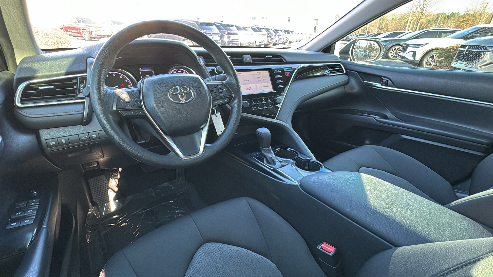 2018 Toyota Camry LE 21