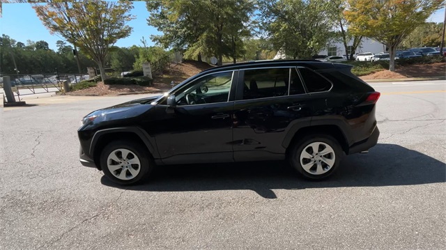 2021 Toyota RAV4 LE 5