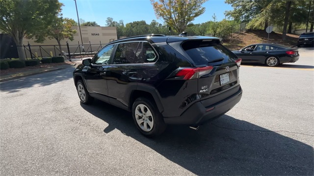 2021 Toyota RAV4 LE 6