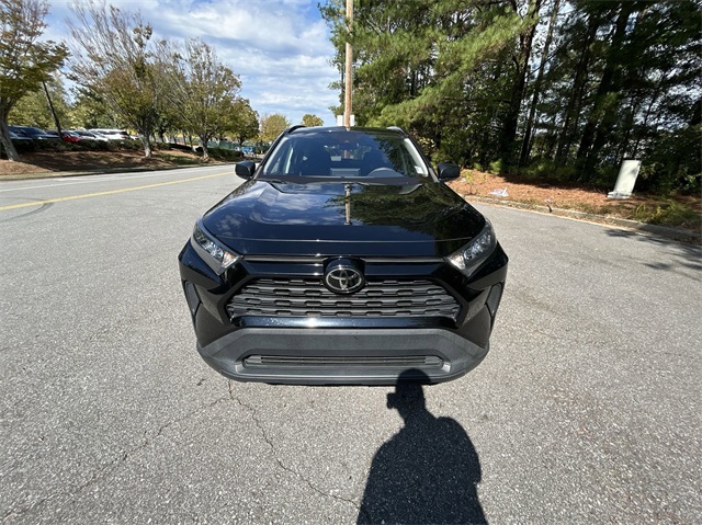 2021 Toyota RAV4 LE 16